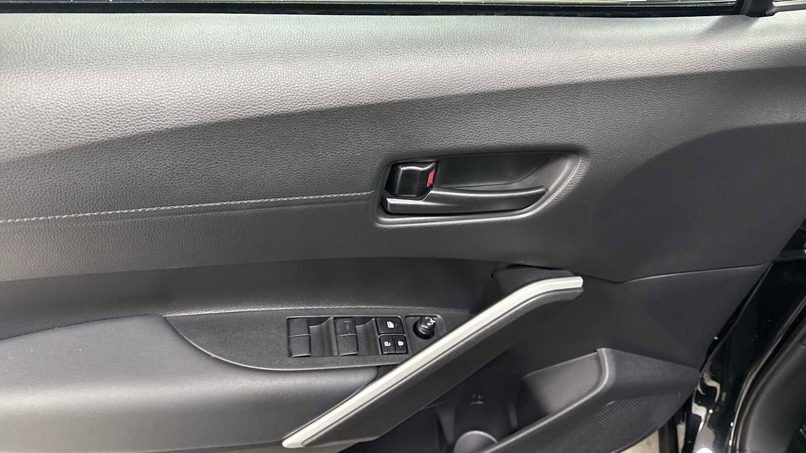 Thumbnail: 2025 Toyota Corolla Cross - 15