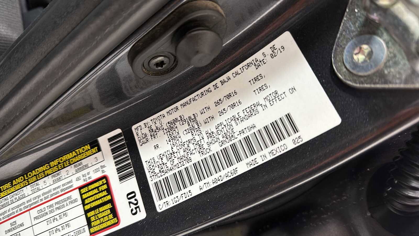 Thumbnail: 2019 Toyota Tacoma - 11