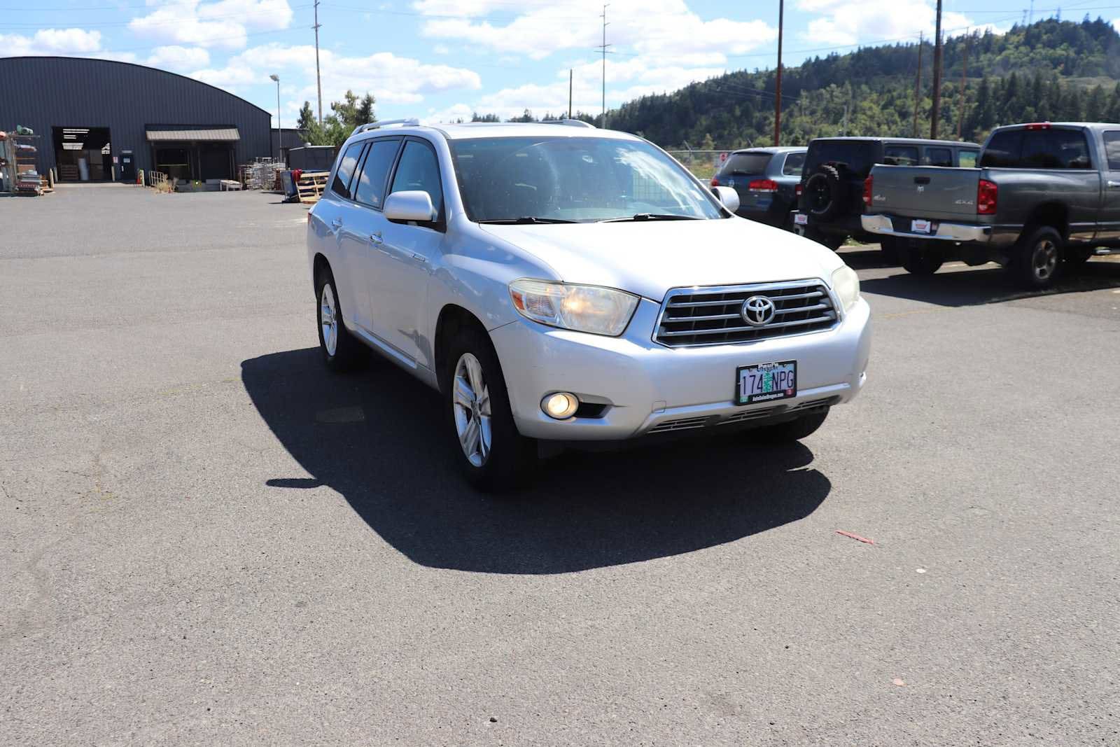 Thumbnail: 2009 Toyota Highlander - 3