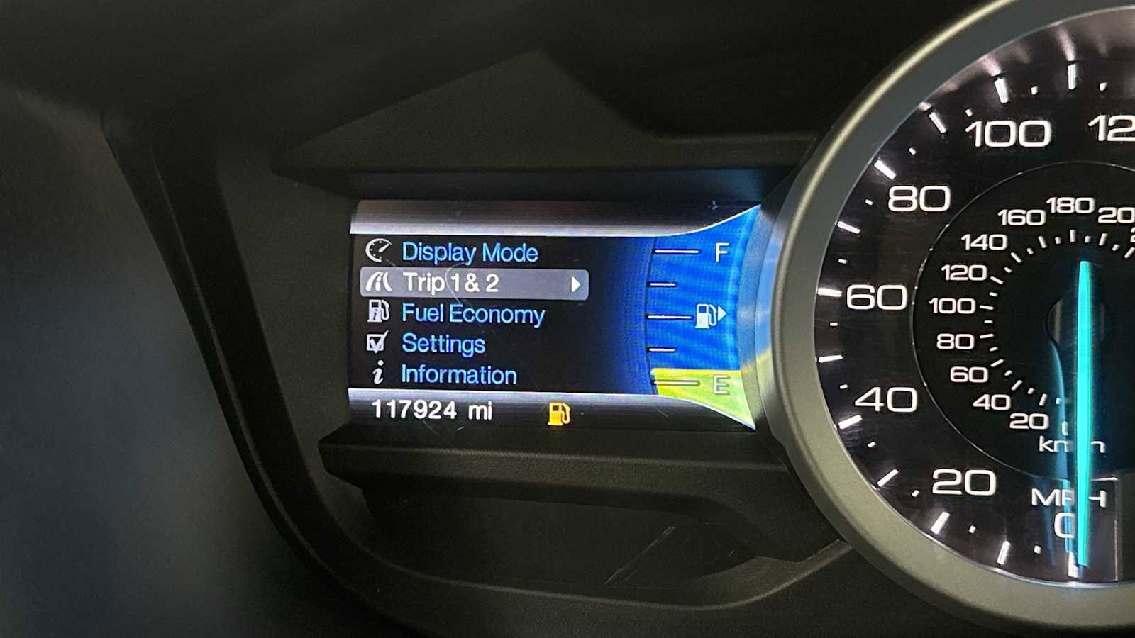 Thumbnail: 2013 Ford Explorer - 17