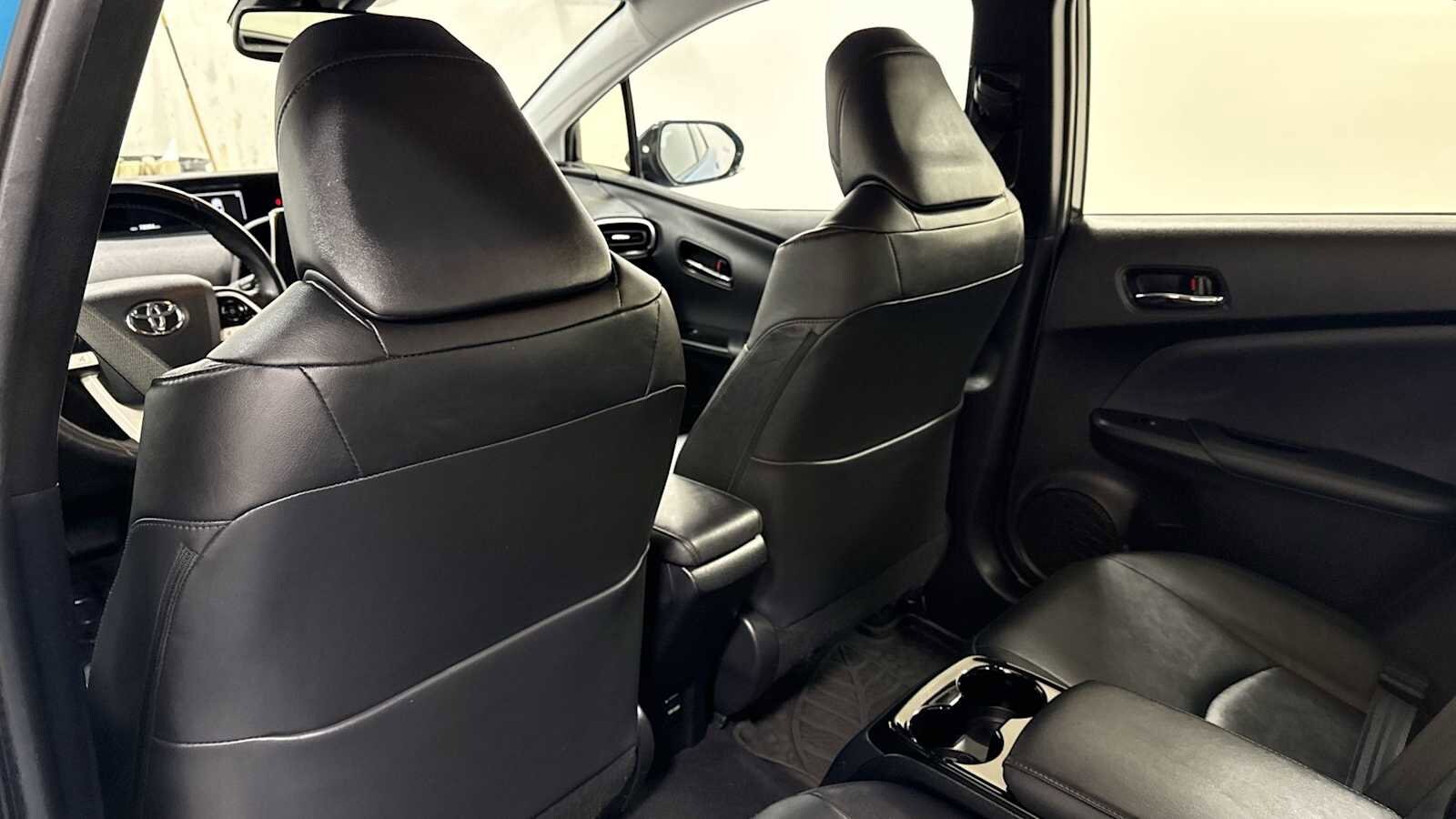 Thumbnail: 2017 Toyota Prius Prime - 25