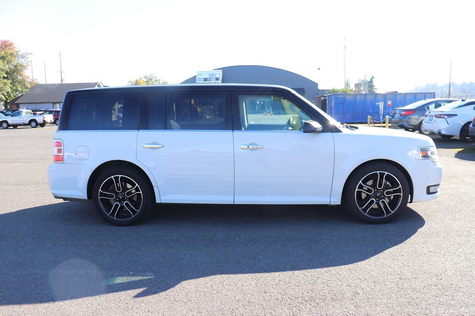 Thumbnail: 2014 Ford Flex - 4