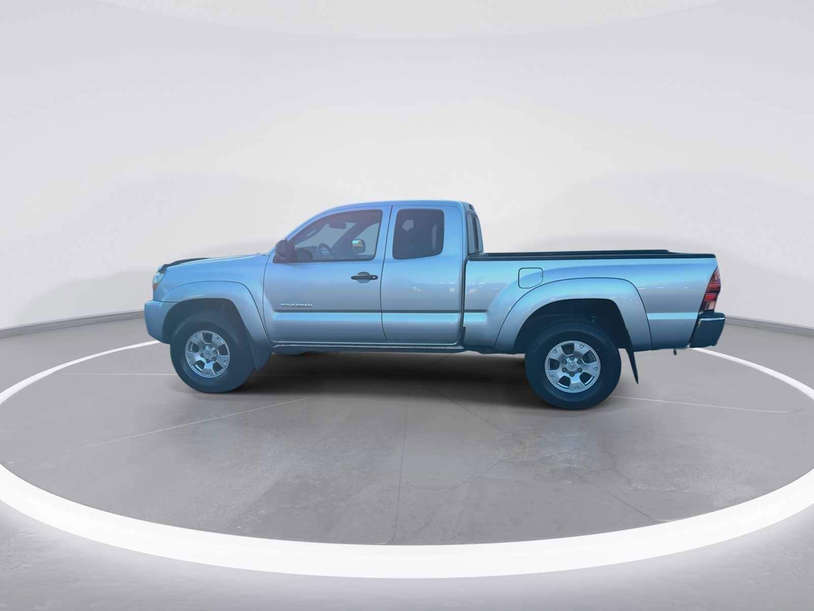 Thumbnail: 2006 Toyota Tacoma - 5