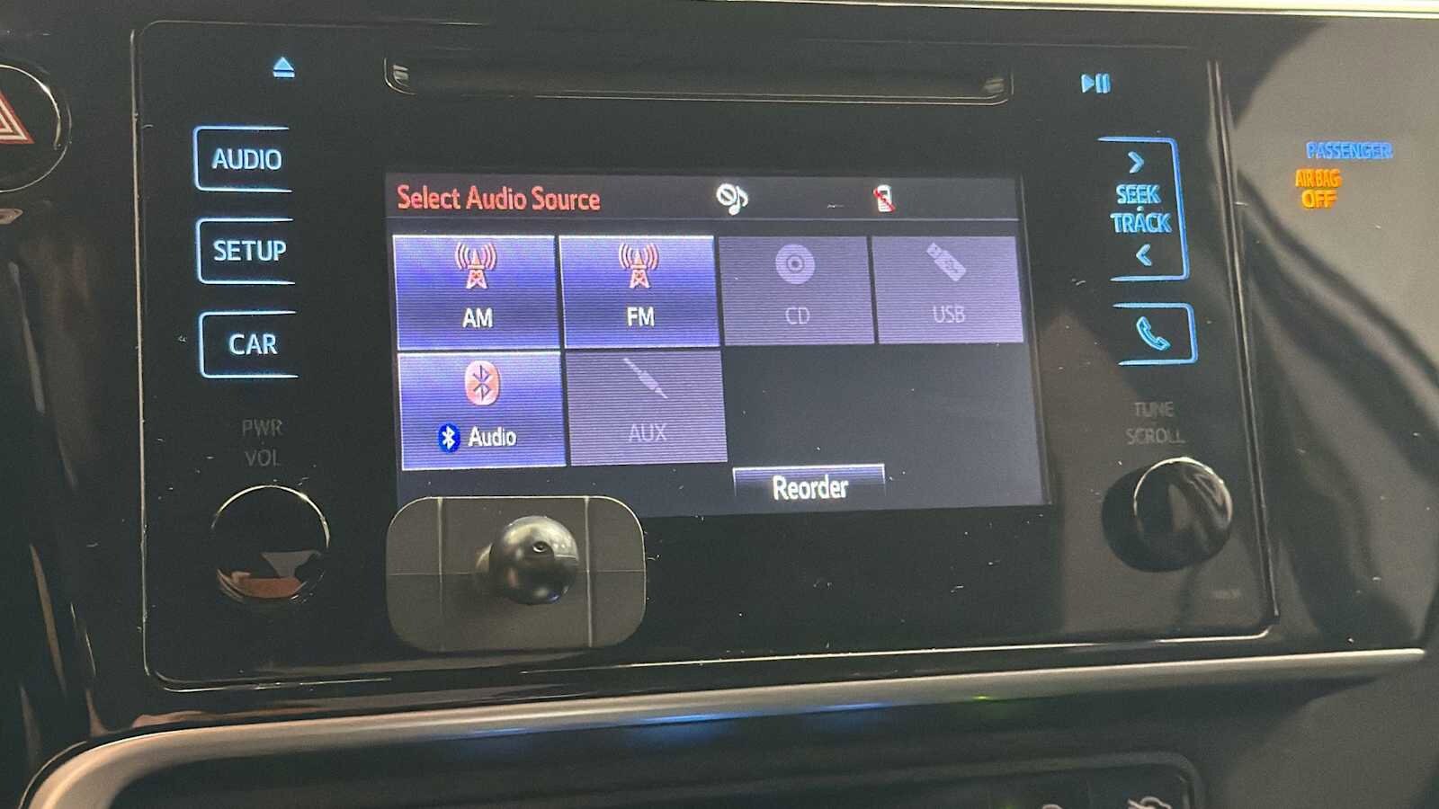 Thumbnail: 2019 Toyota Corolla - 18