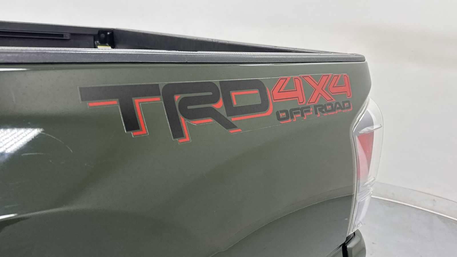 Thumbnail: 2022 Toyota Tacoma - 27