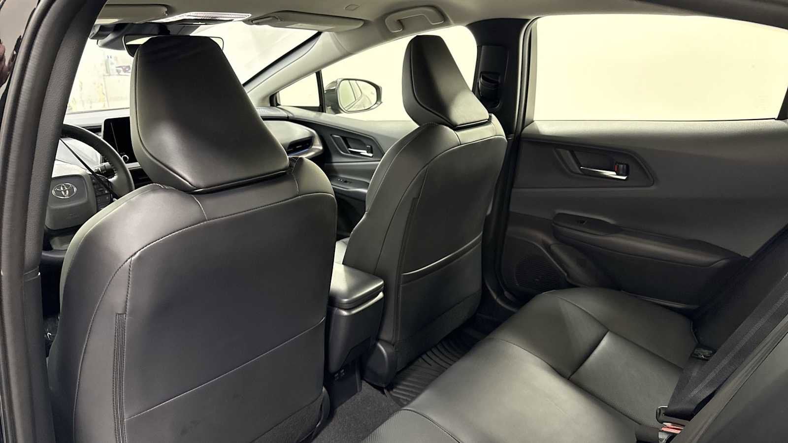 Thumbnail: 2025 Toyota Prius - 25