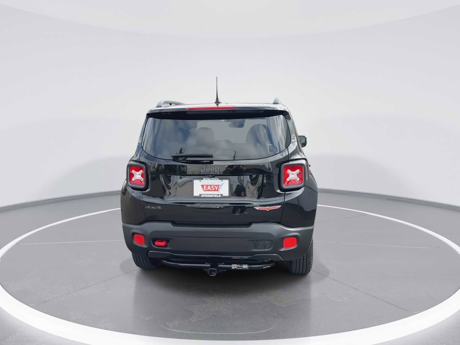 Thumbnail: 2015 Jeep Renegade - 6