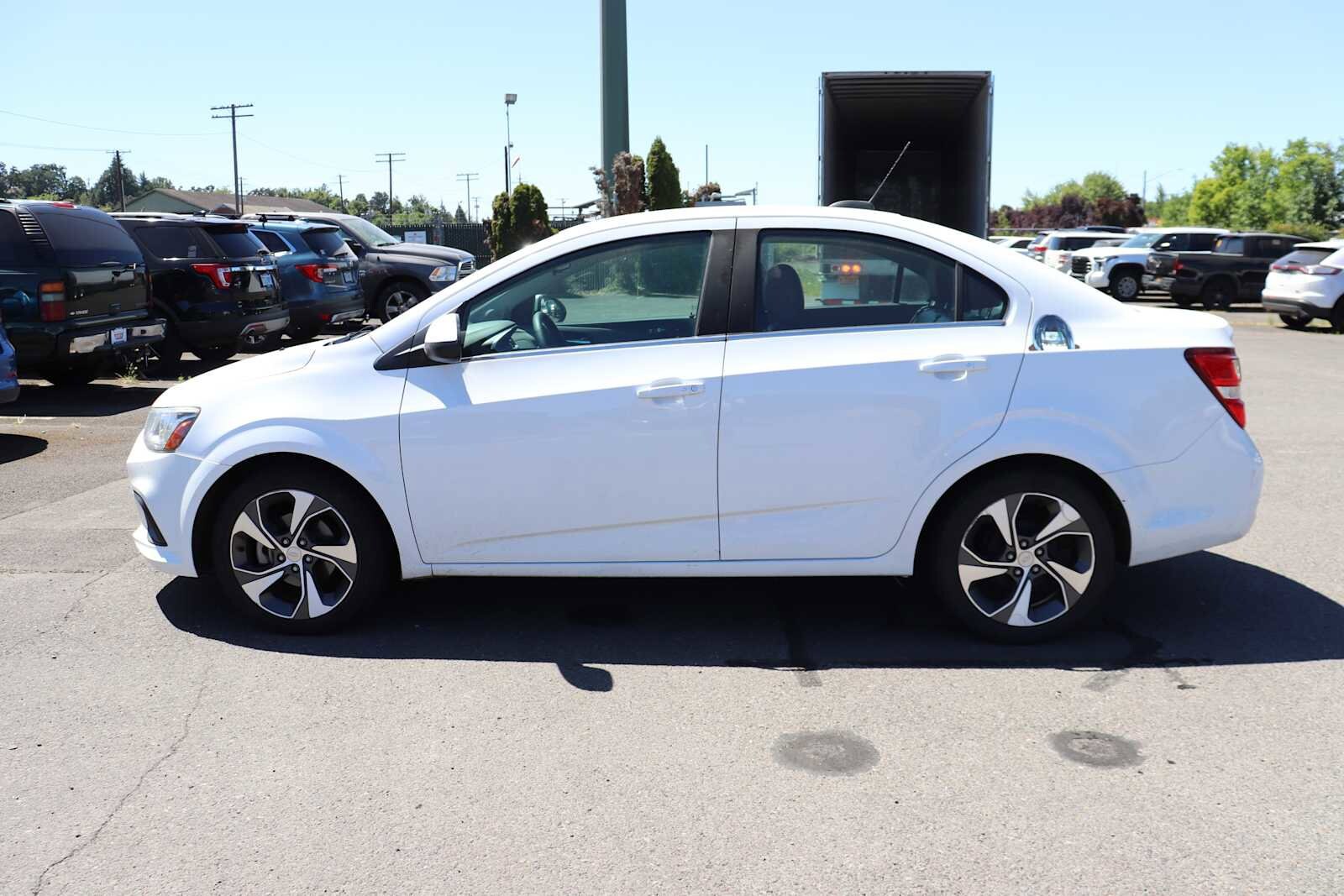 Thumbnail: 2018 Chevrolet Sonic - 8