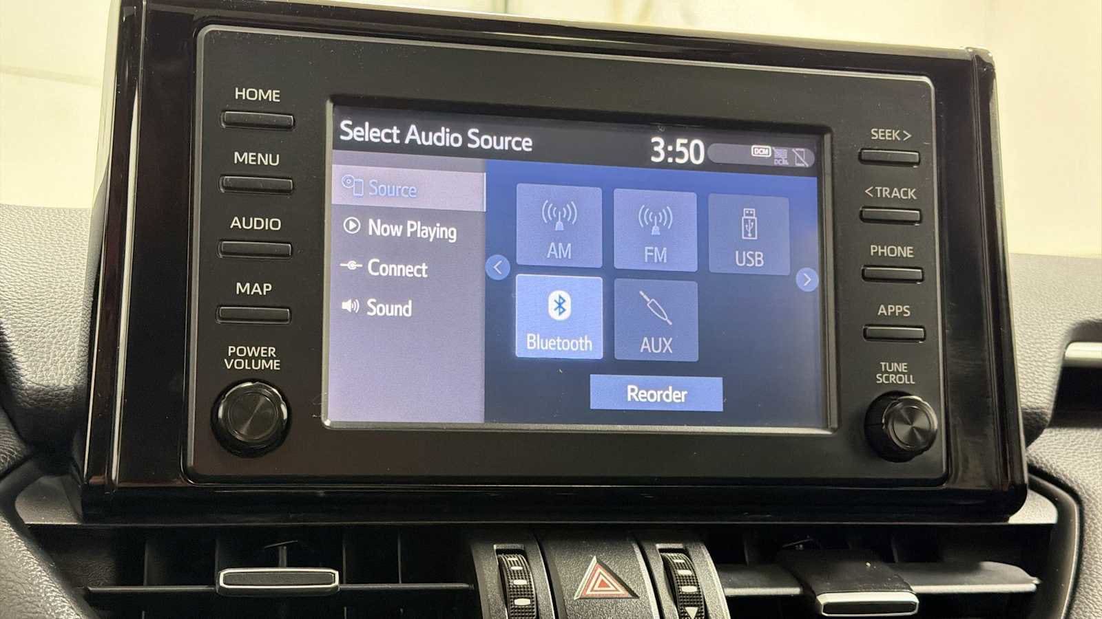 Thumbnail: 2019 Toyota RAV4 - 18