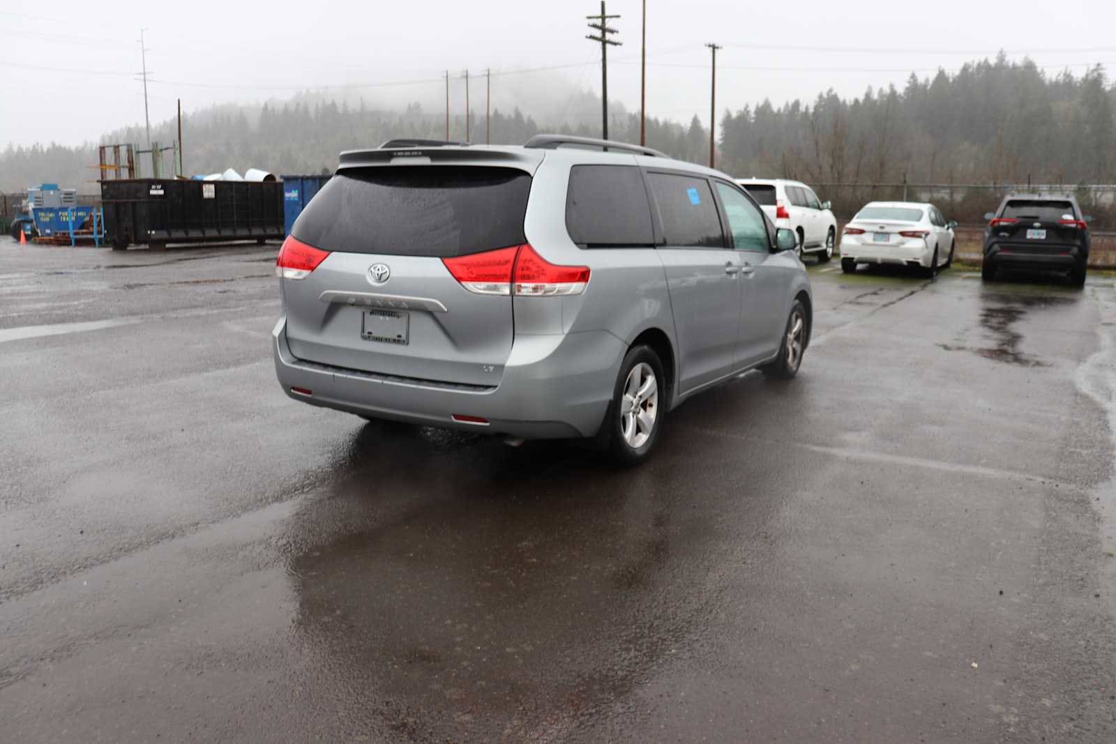 Thumbnail: 2013 Toyota Sienna - 5