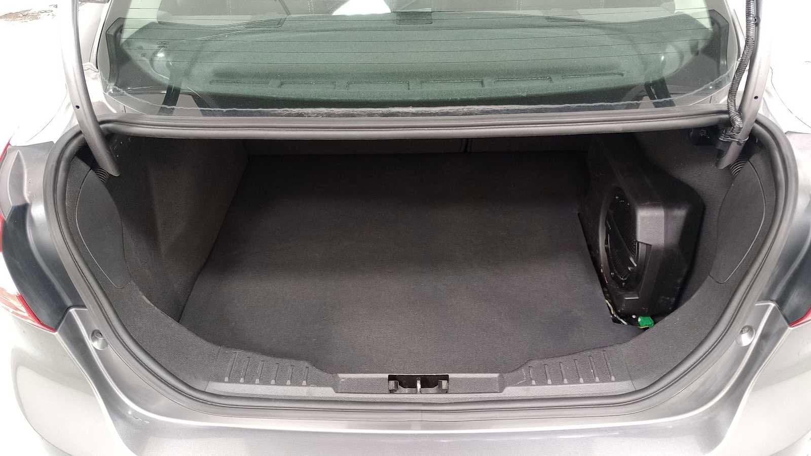 Thumbnail: 2014 Ford Focus - 27