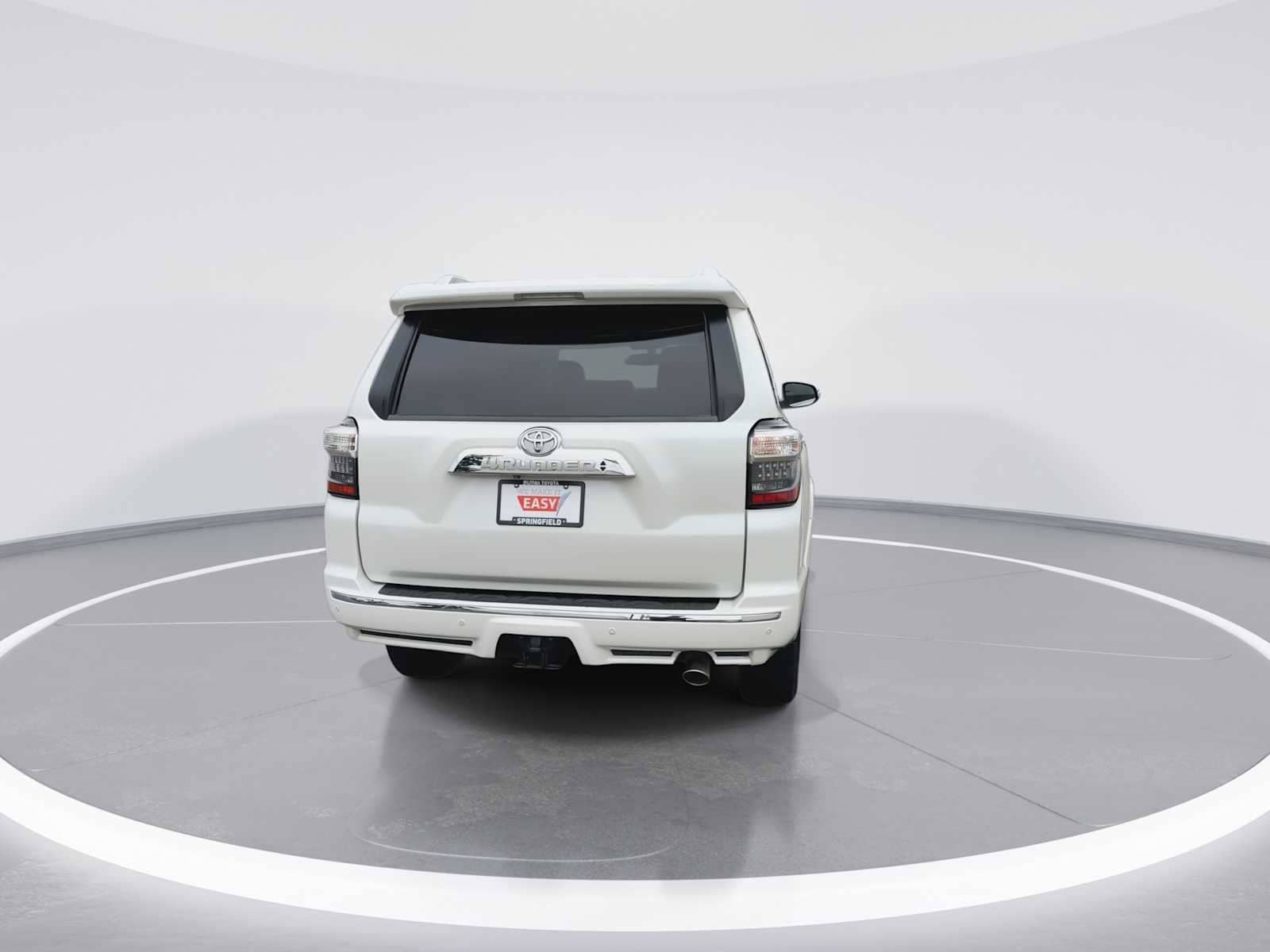 Thumbnail: 2015 Toyota 4Runner - 7