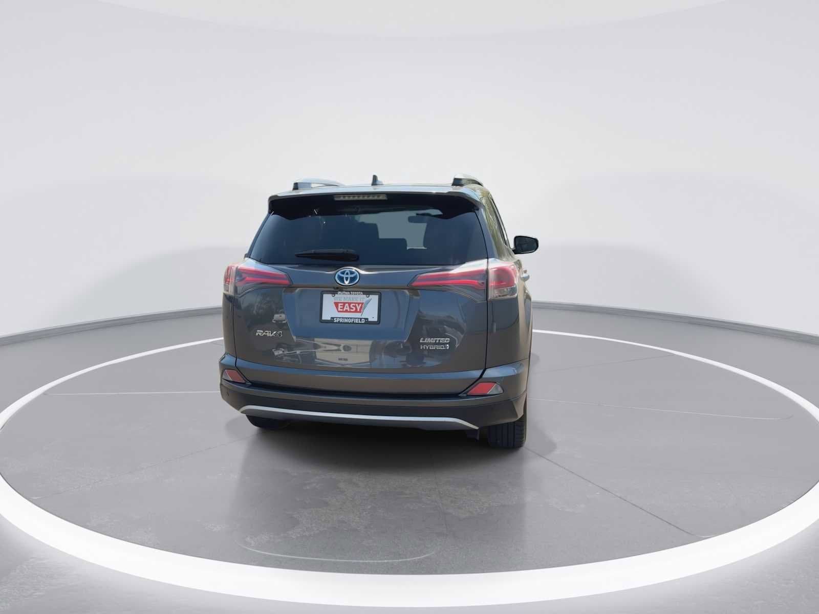 Thumbnail: 2016 Toyota RAV4 - 7