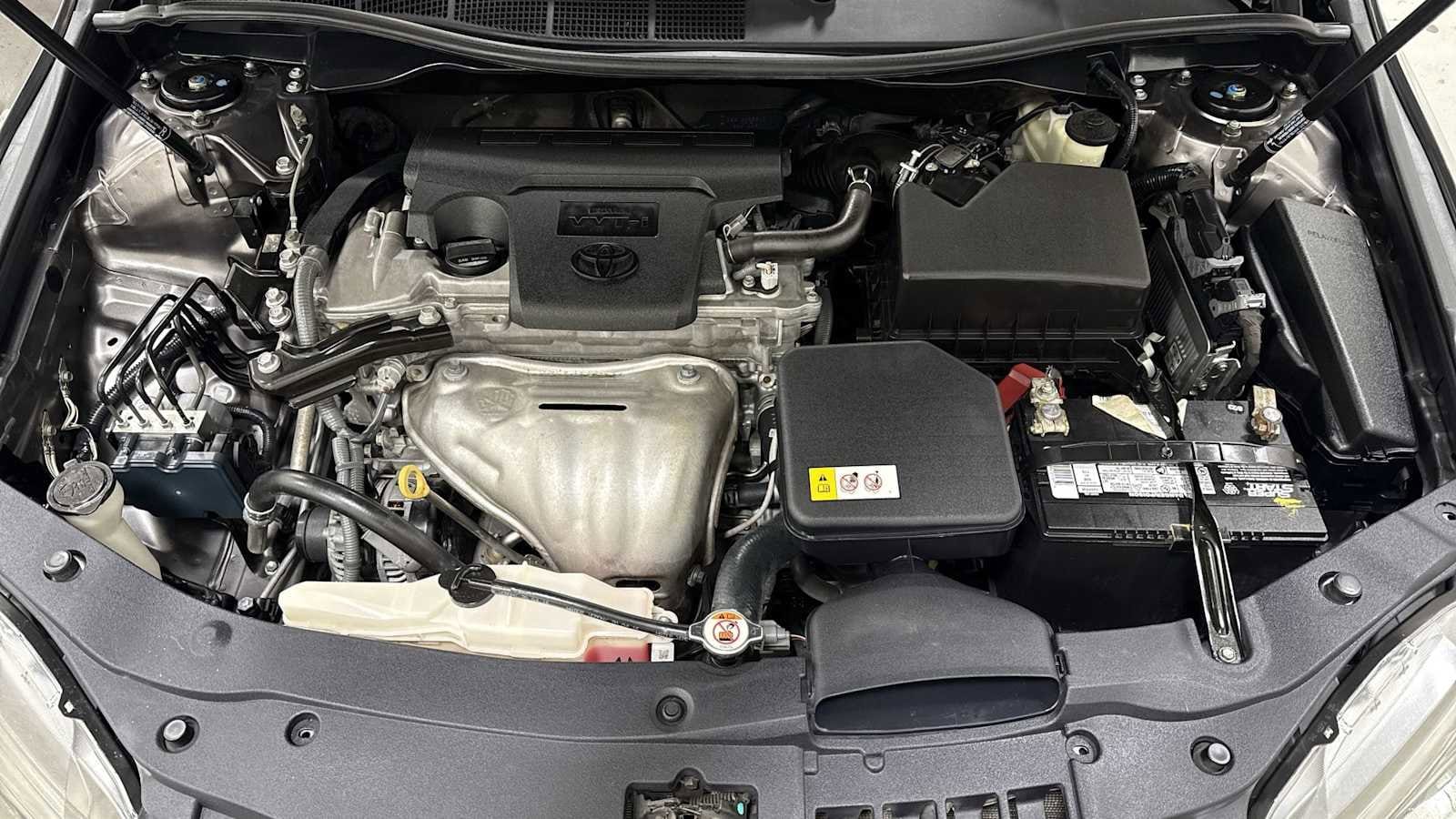 Thumbnail: 2017 Toyota Camry - 29