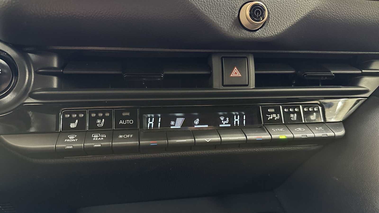 Thumbnail: 2025 Toyota Crown Signia - 21