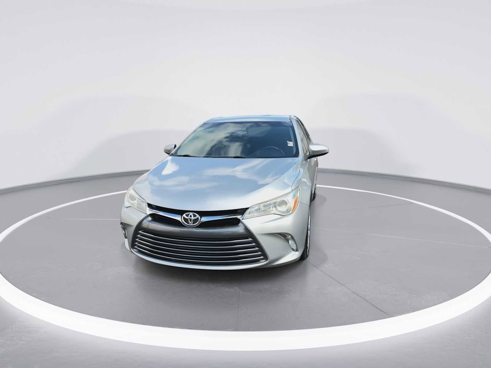 Thumbnail: 2017 Toyota Camry - 3
