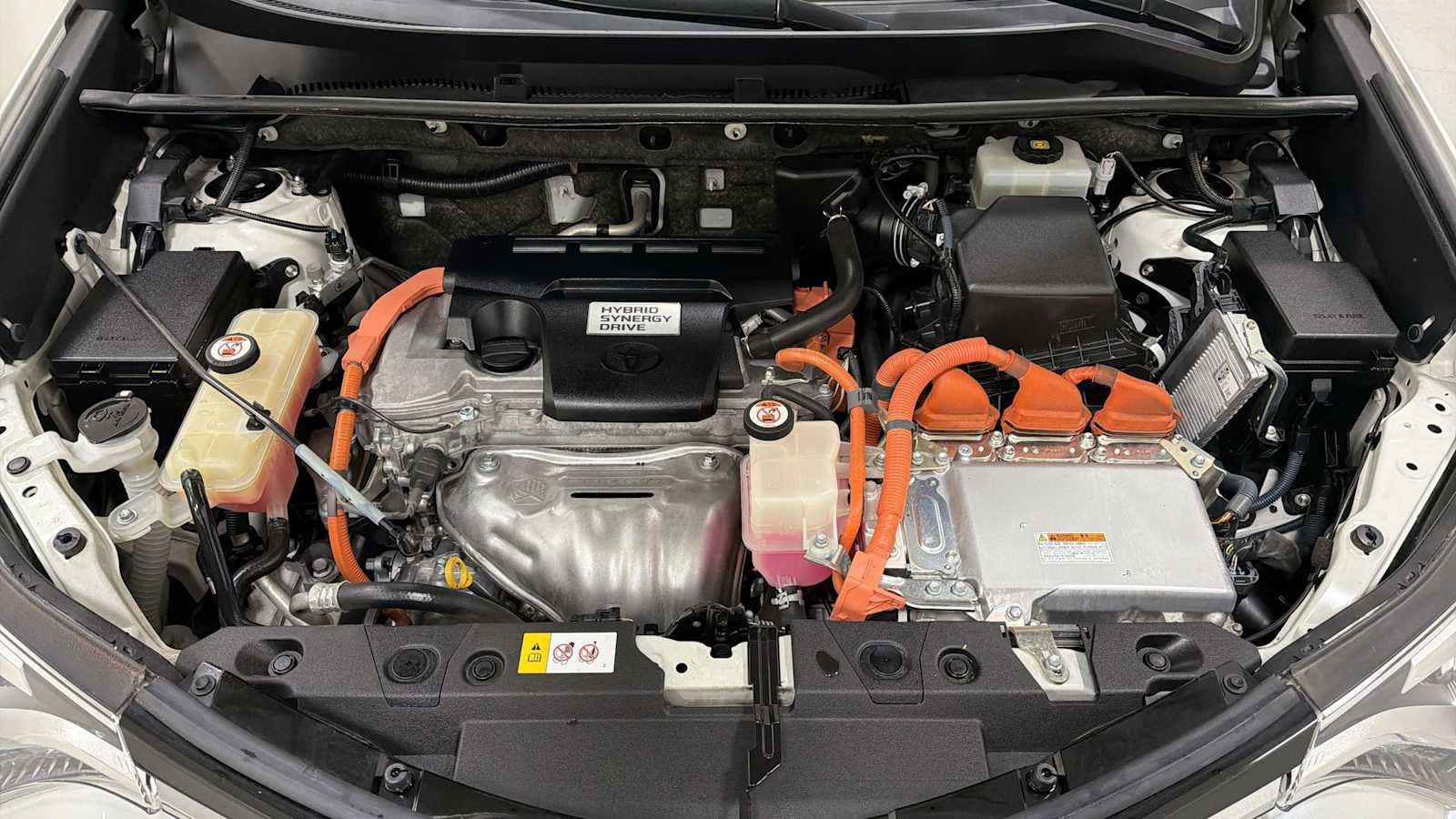 Thumbnail: 2017 Toyota RAV4 - 31