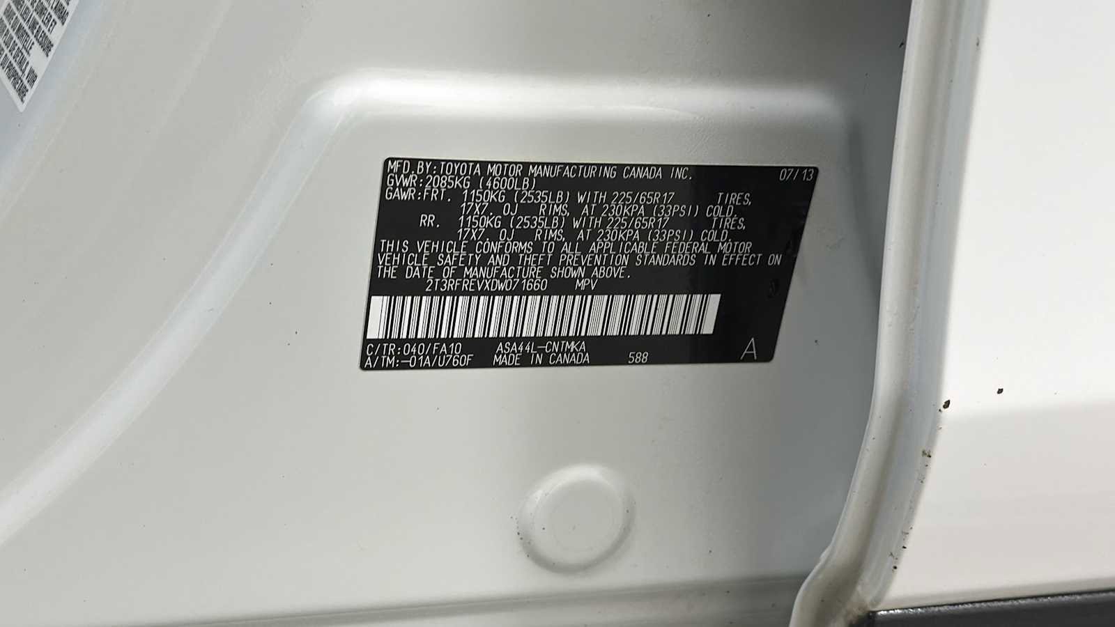 Thumbnail: 2013 Toyota RAV4 - 11