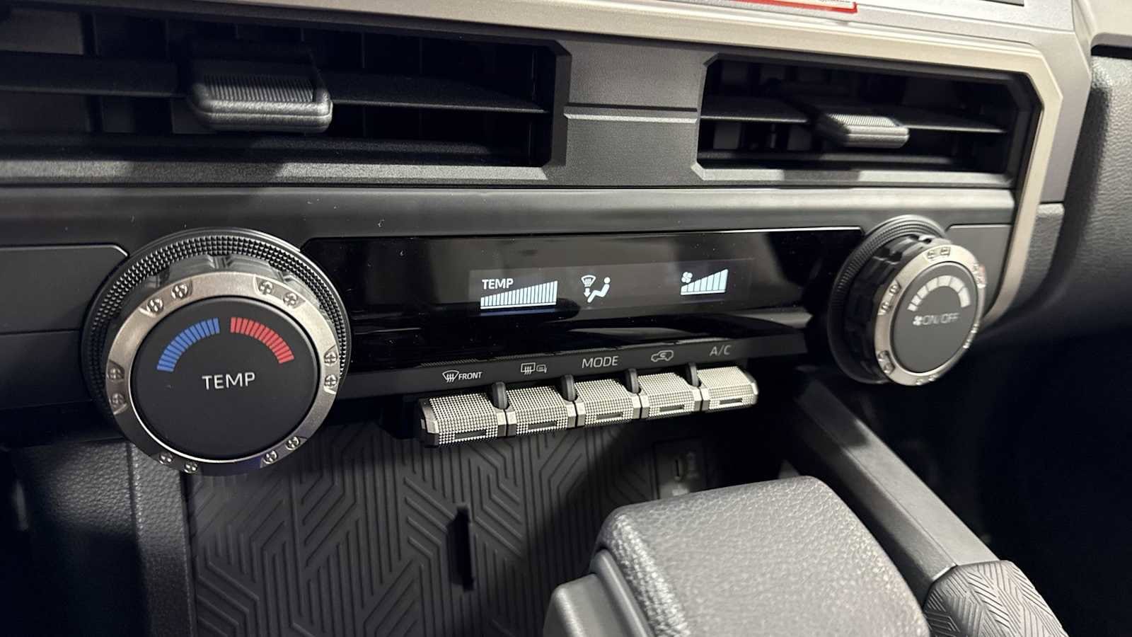 Thumbnail: 2025 Toyota 4Runner - 21