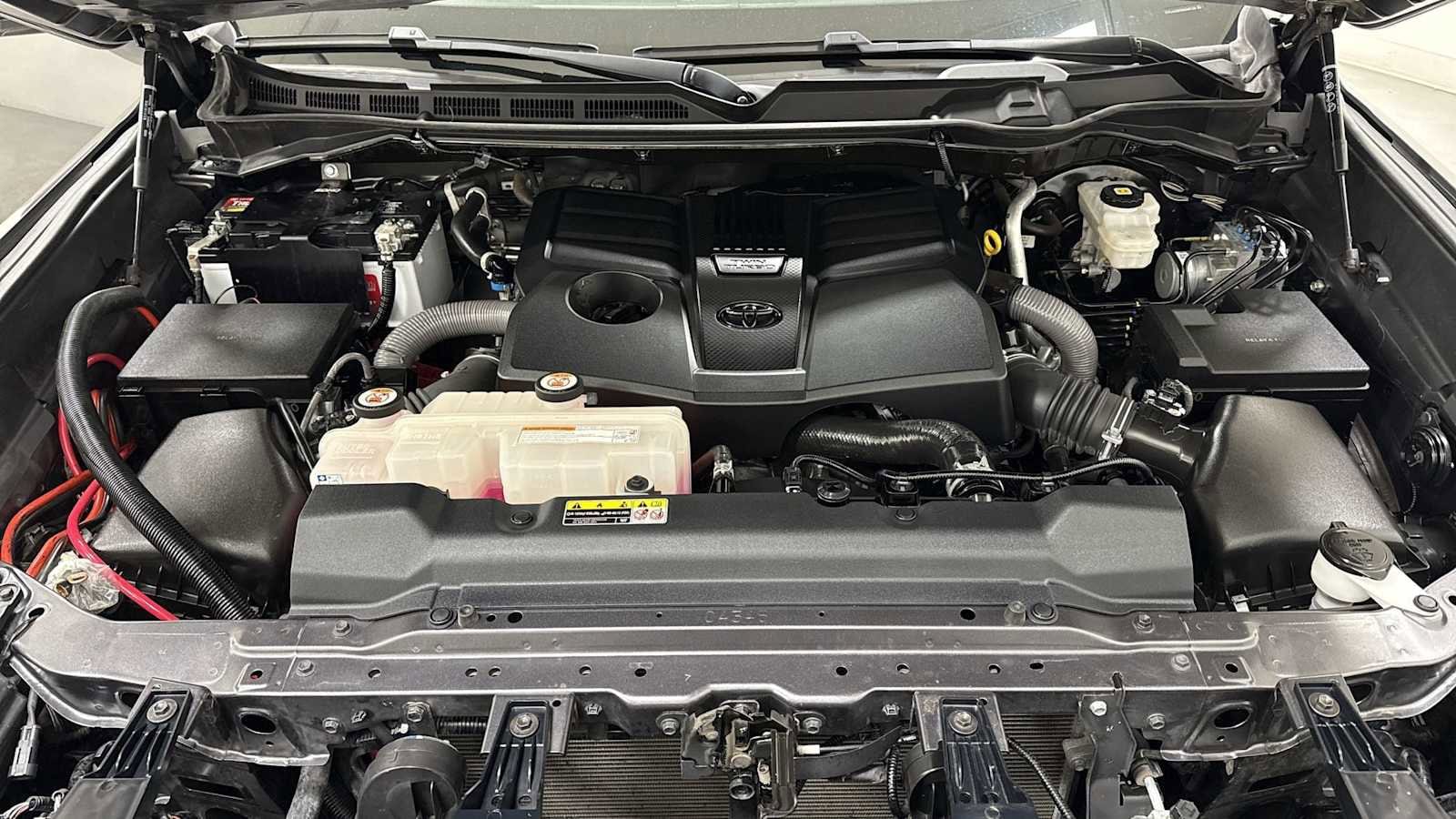 Thumbnail: 2022 Toyota Tundra - 30