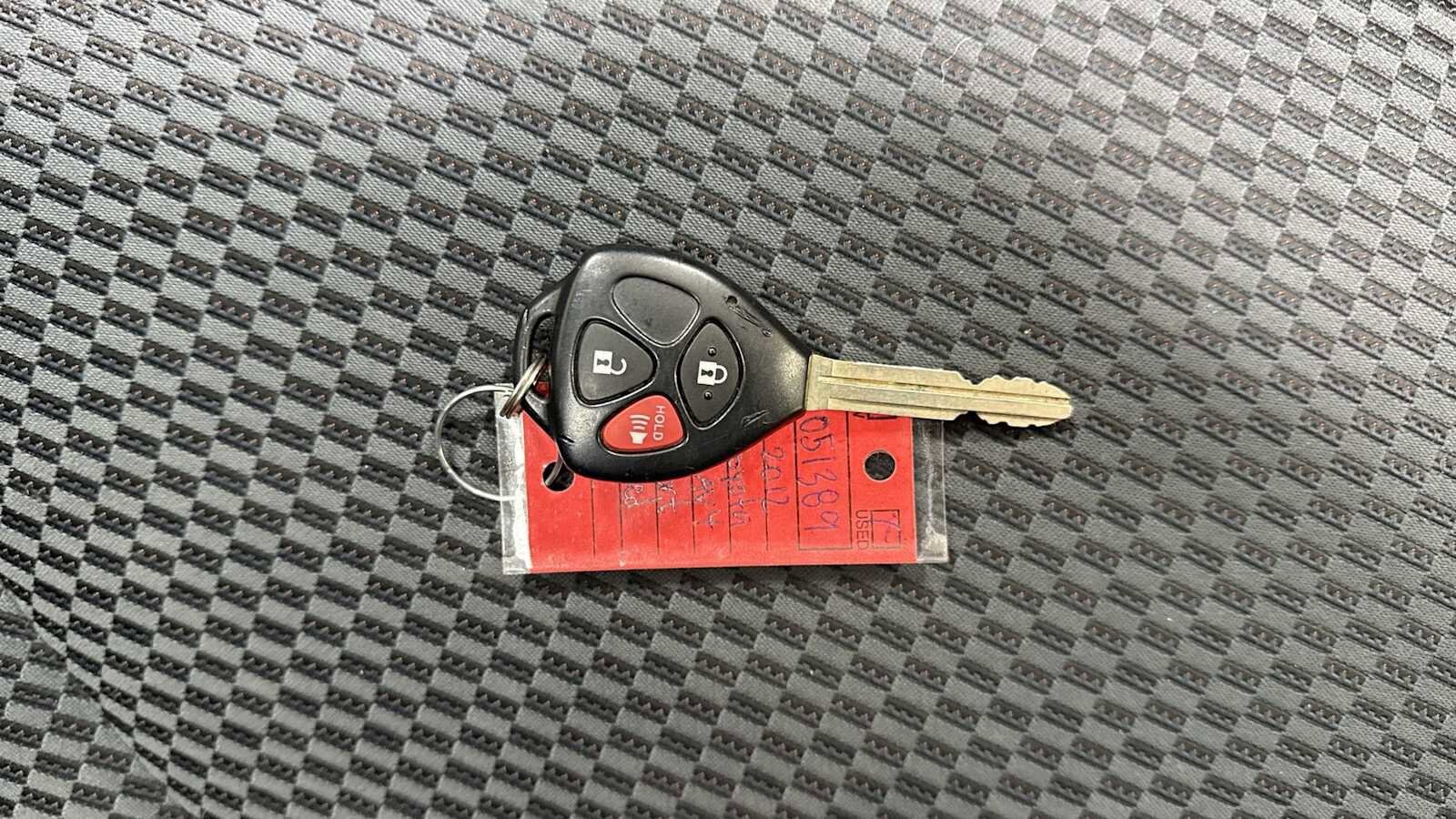 Thumbnail: 2012 Toyota RAV4 - 30