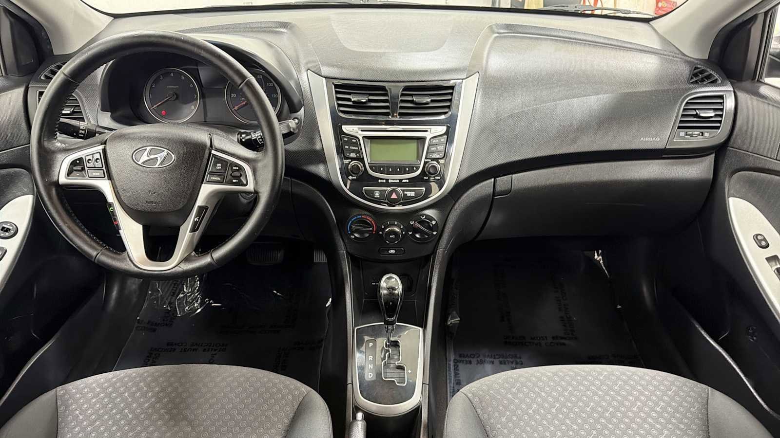 Thumbnail: 2012 Hyundai Accent - 24