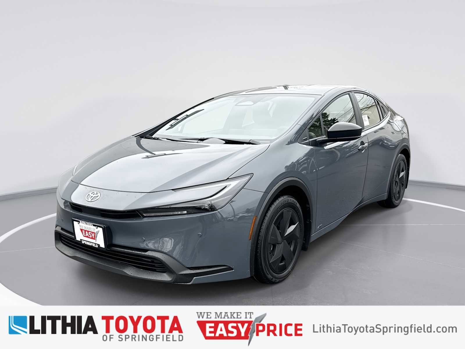 2026 Toyota Prius LE's photo