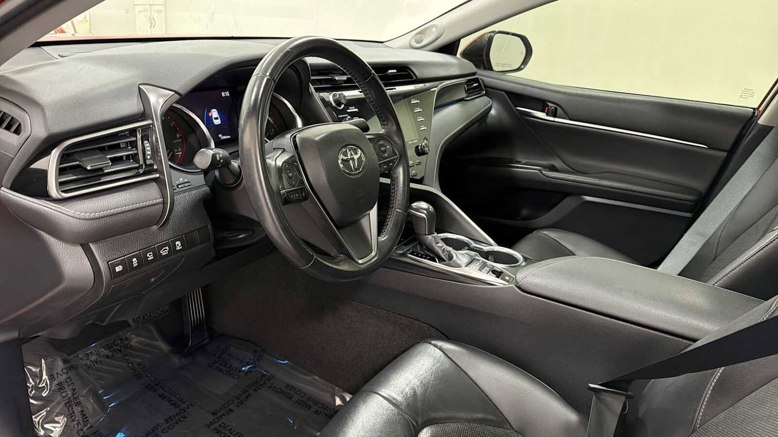 Thumbnail: 2019 Toyota Camry - 12