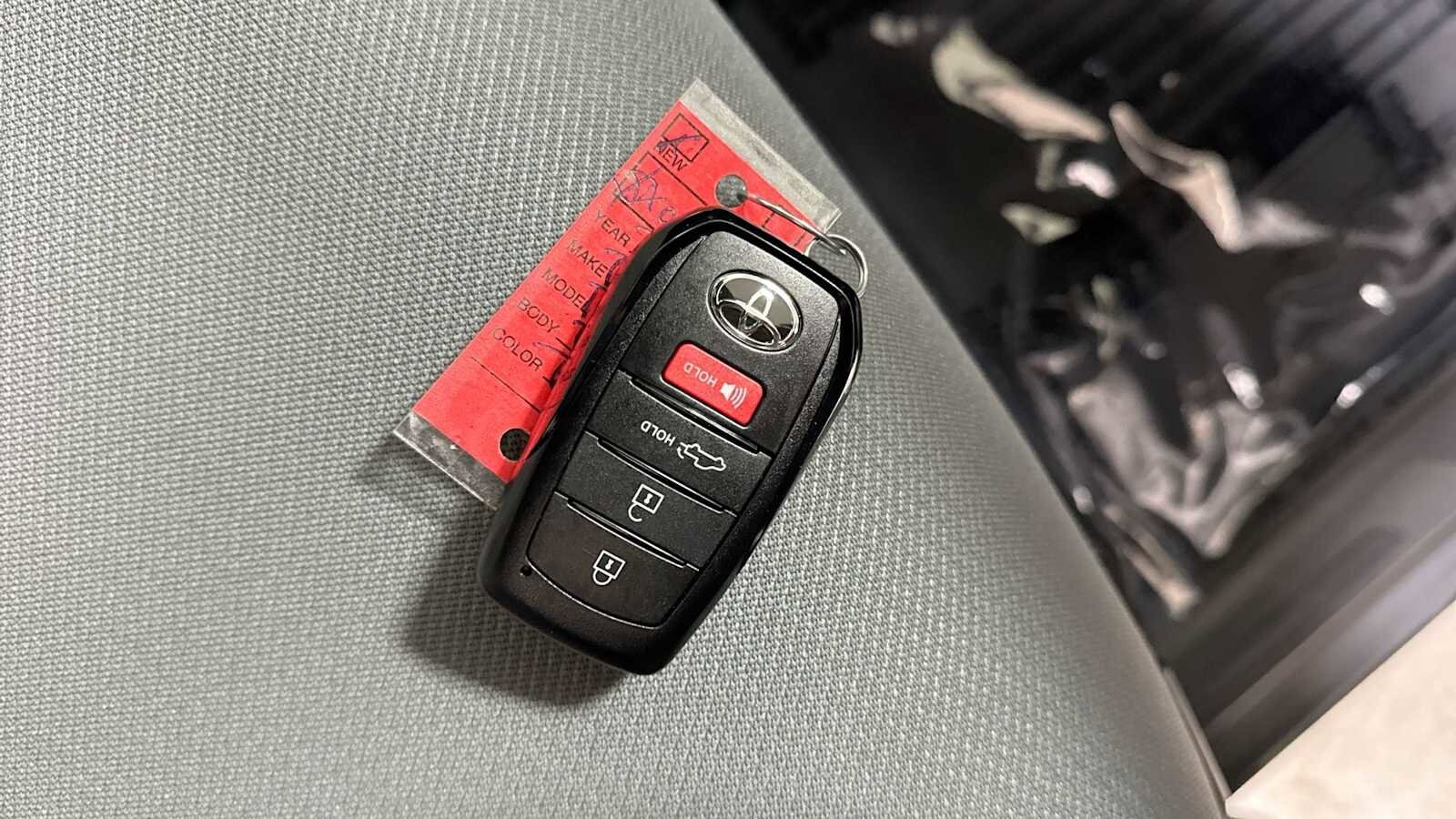 Thumbnail: 2025 Toyota Tundra - 31