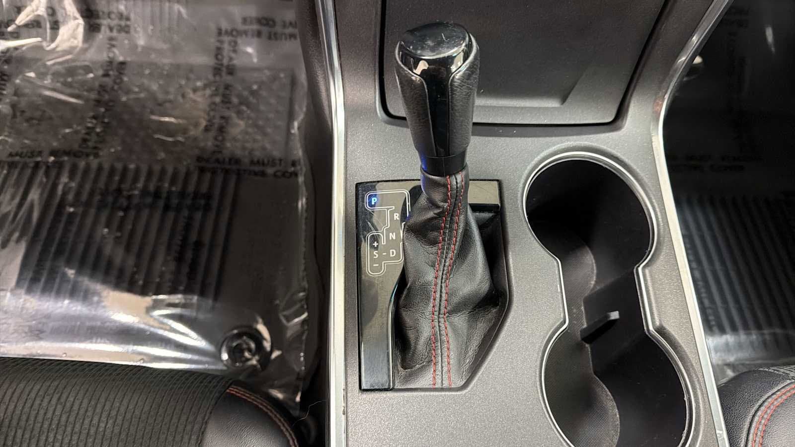 Thumbnail: 2017 Toyota Camry - 21