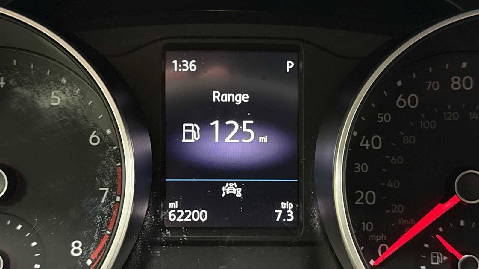 Thumbnail: 2021 Volkswagen Tiguan - 17