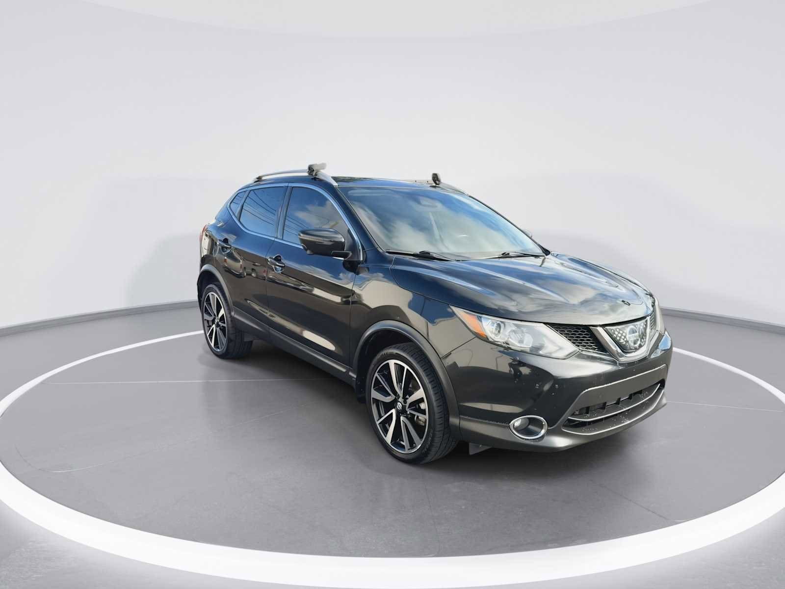 Thumbnail: 2018 Nissan Rogue Sport - 2
