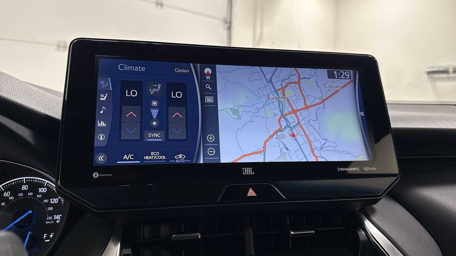 Thumbnail: 2022 Toyota Venza - 20