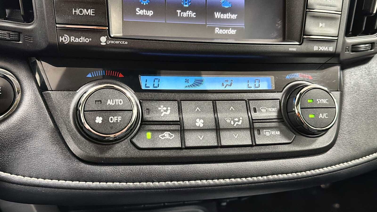 Thumbnail: 2017 Toyota RAV4 - 20