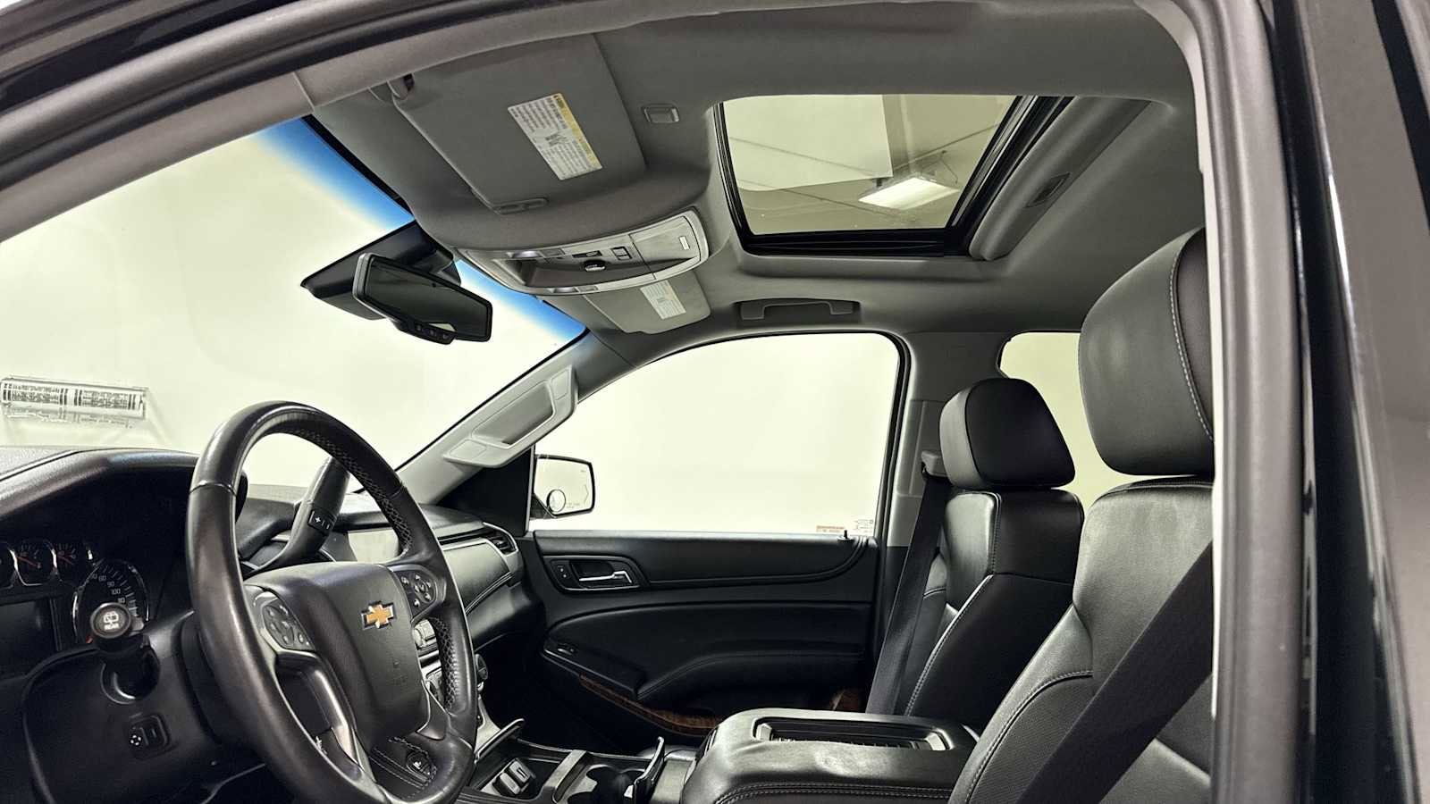 Thumbnail: 2015 Chevrolet Tahoe - 24