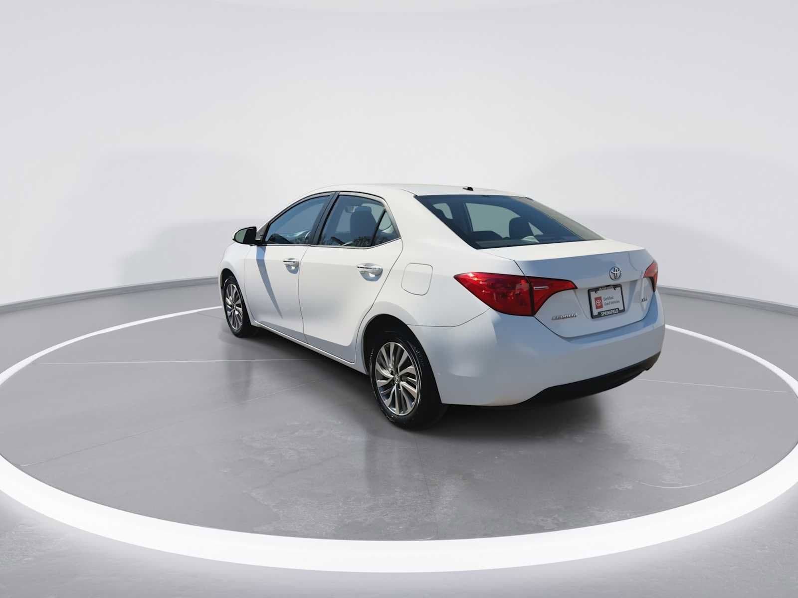 Thumbnail: 2018 Toyota Corolla - 6