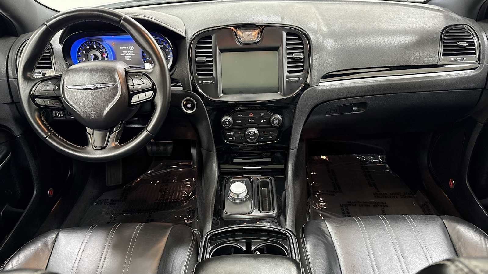 Thumbnail: 2017 Chrysler 300 - 27