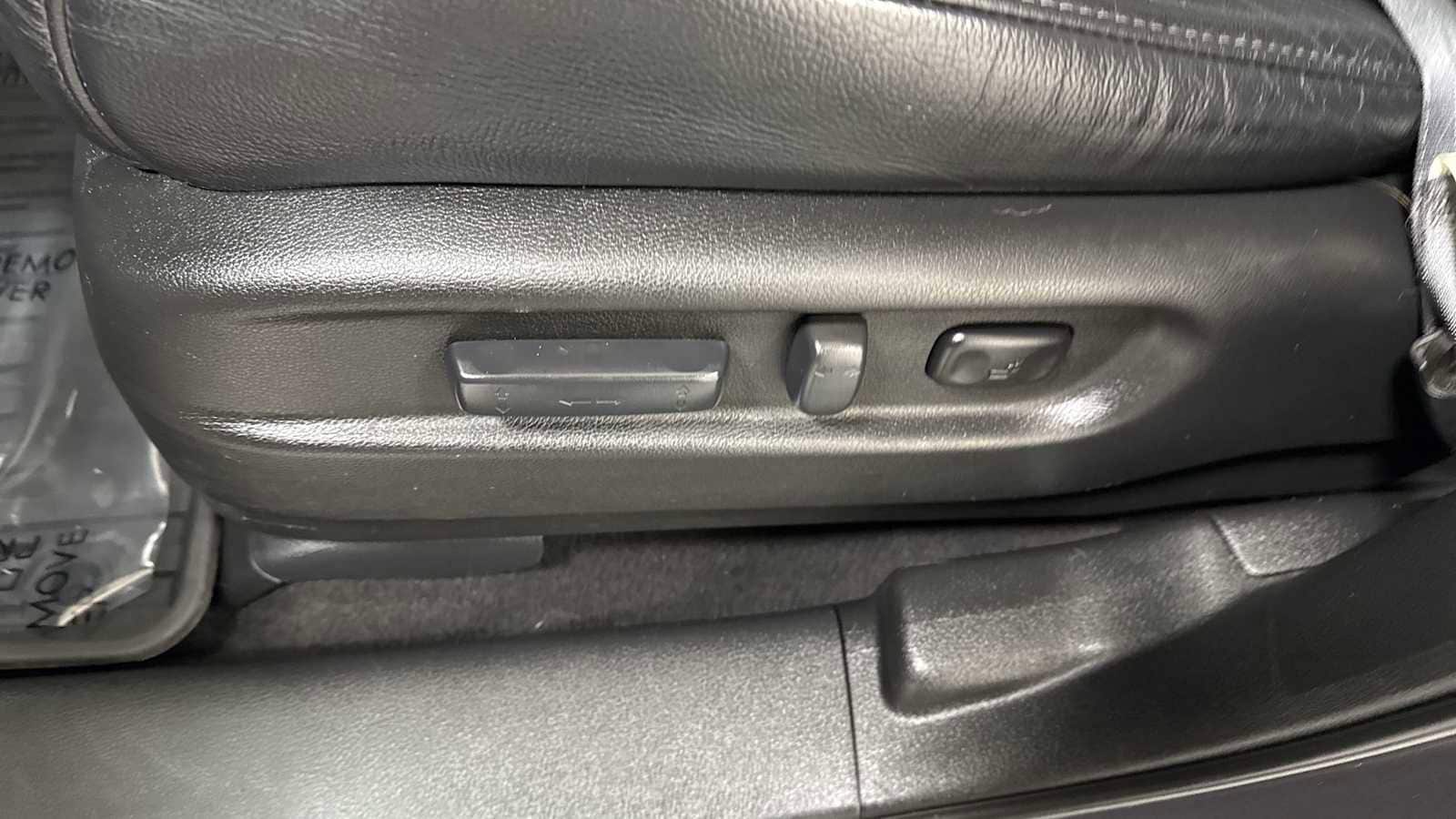 Thumbnail: 2018 Honda Pilot - 14