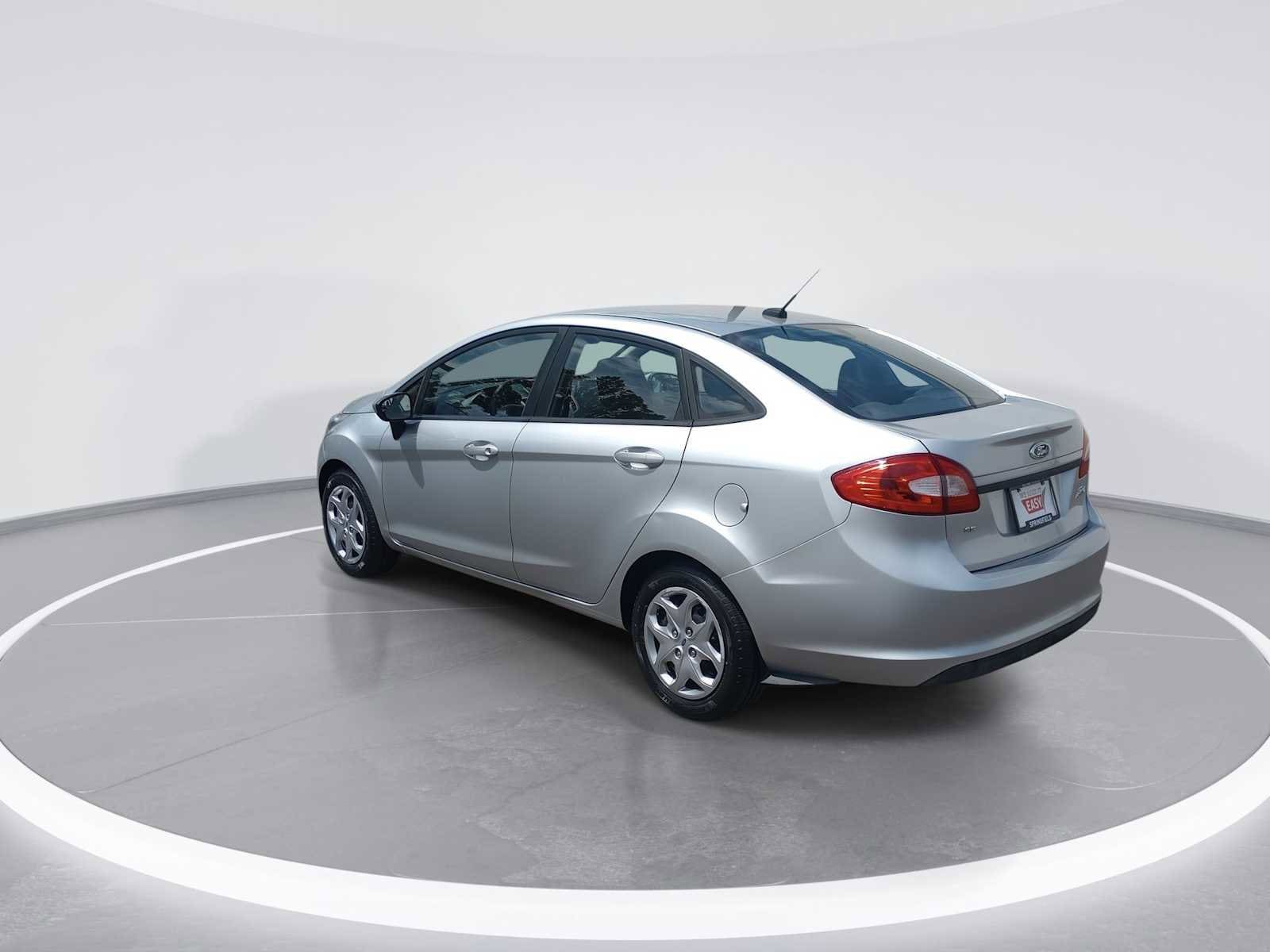 Thumbnail: 2011 Ford Fiesta - 6