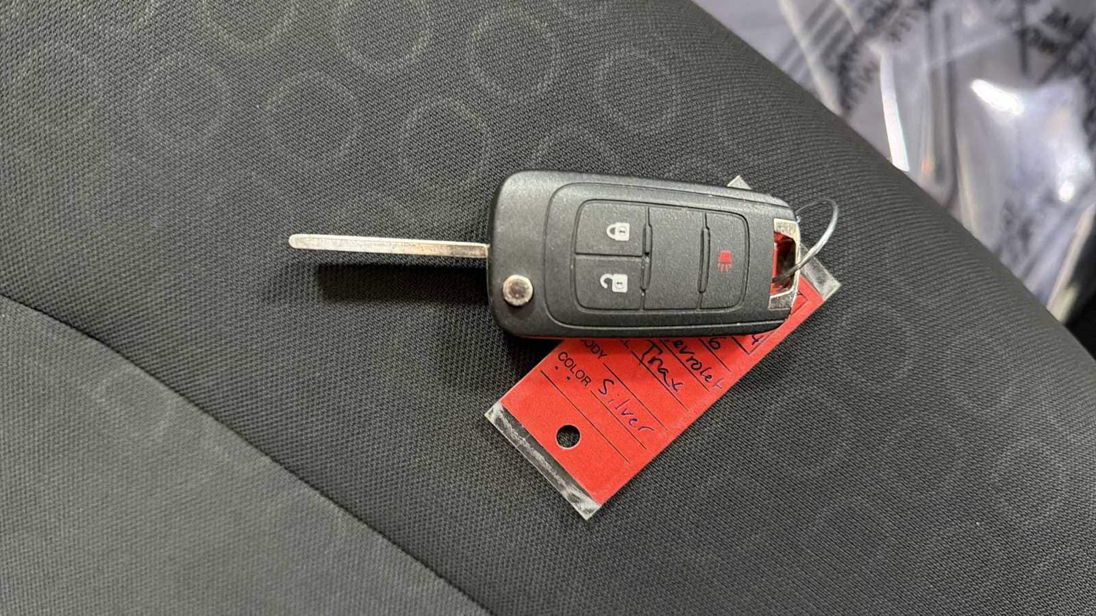 Thumbnail: 2016 Chevrolet Trax - 30