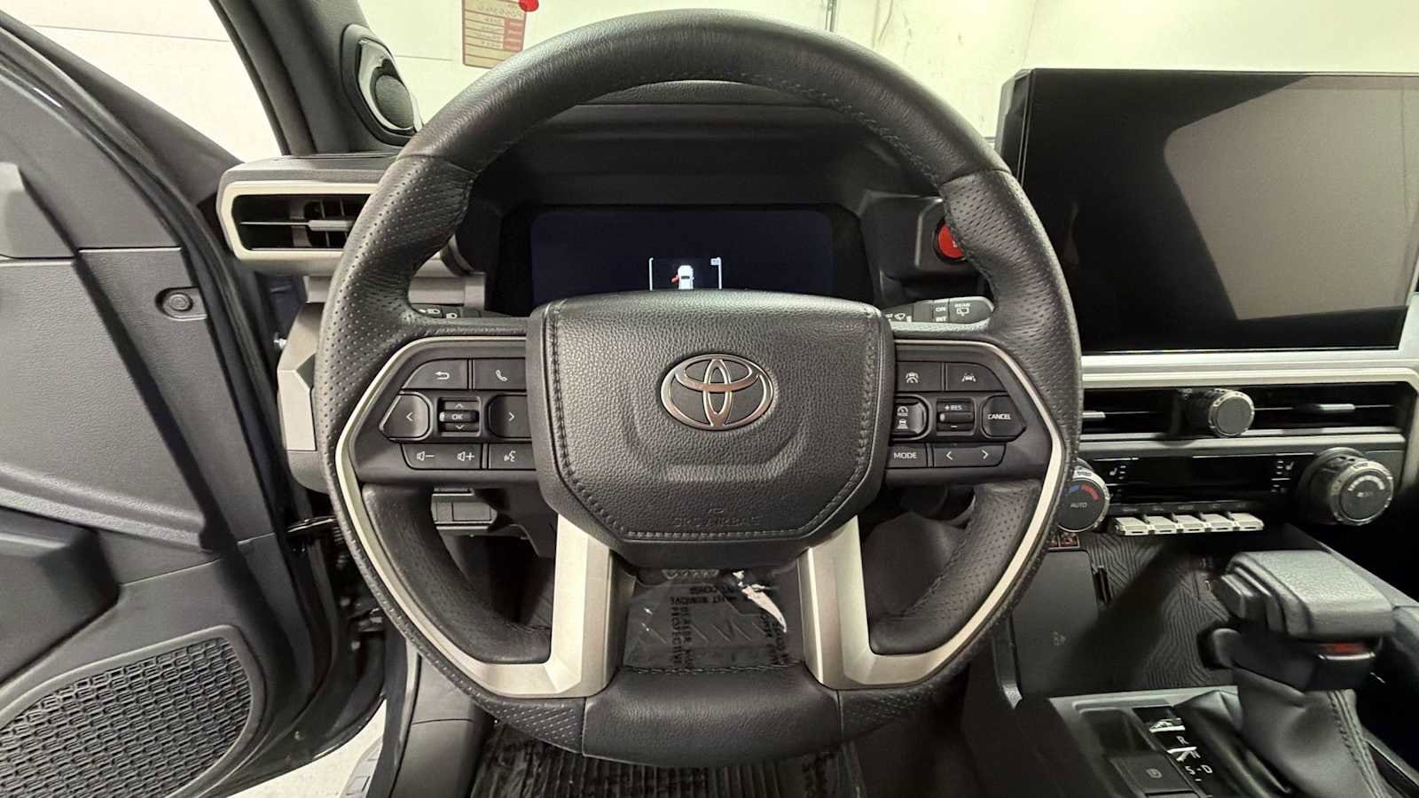 Thumbnail: 2025 Toyota 4Runner - 16