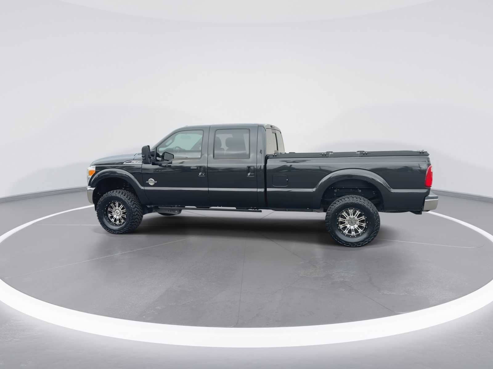 Thumbnail: 2015 Ford F-350 - 5