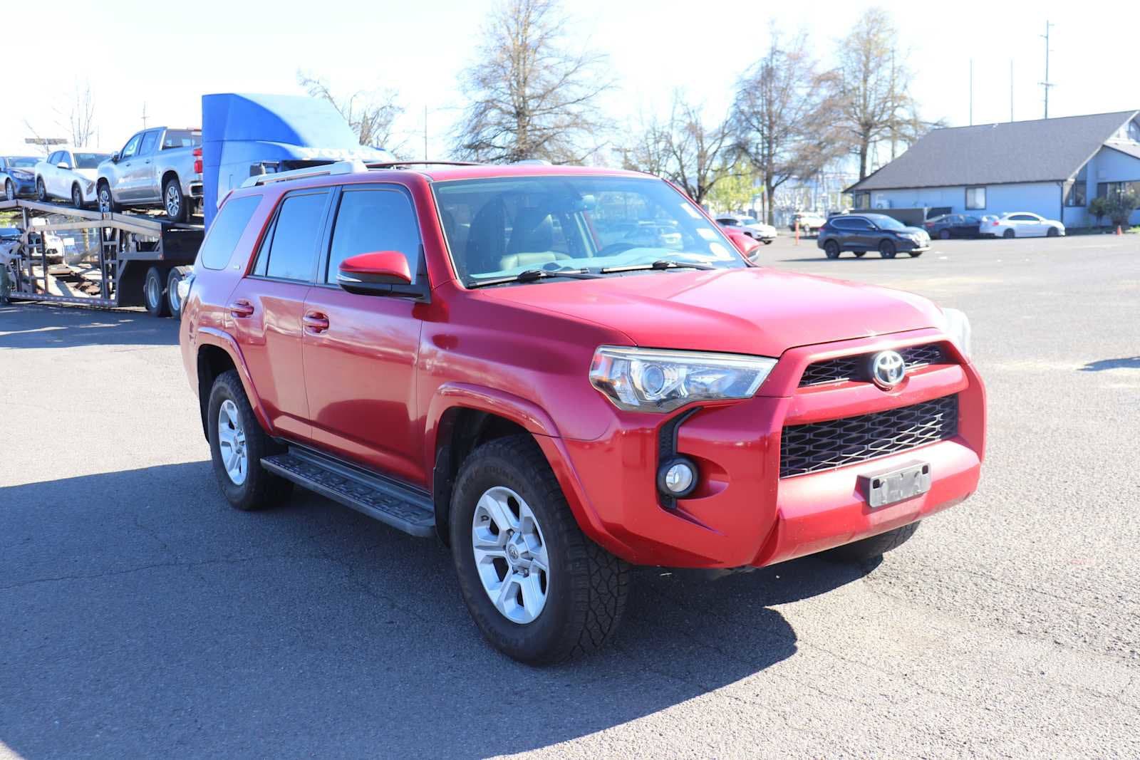 Thumbnail: 2016 Toyota 4Runner - 3