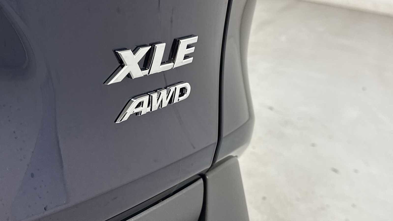 Thumbnail: 2025 Toyota RAV4 - 29