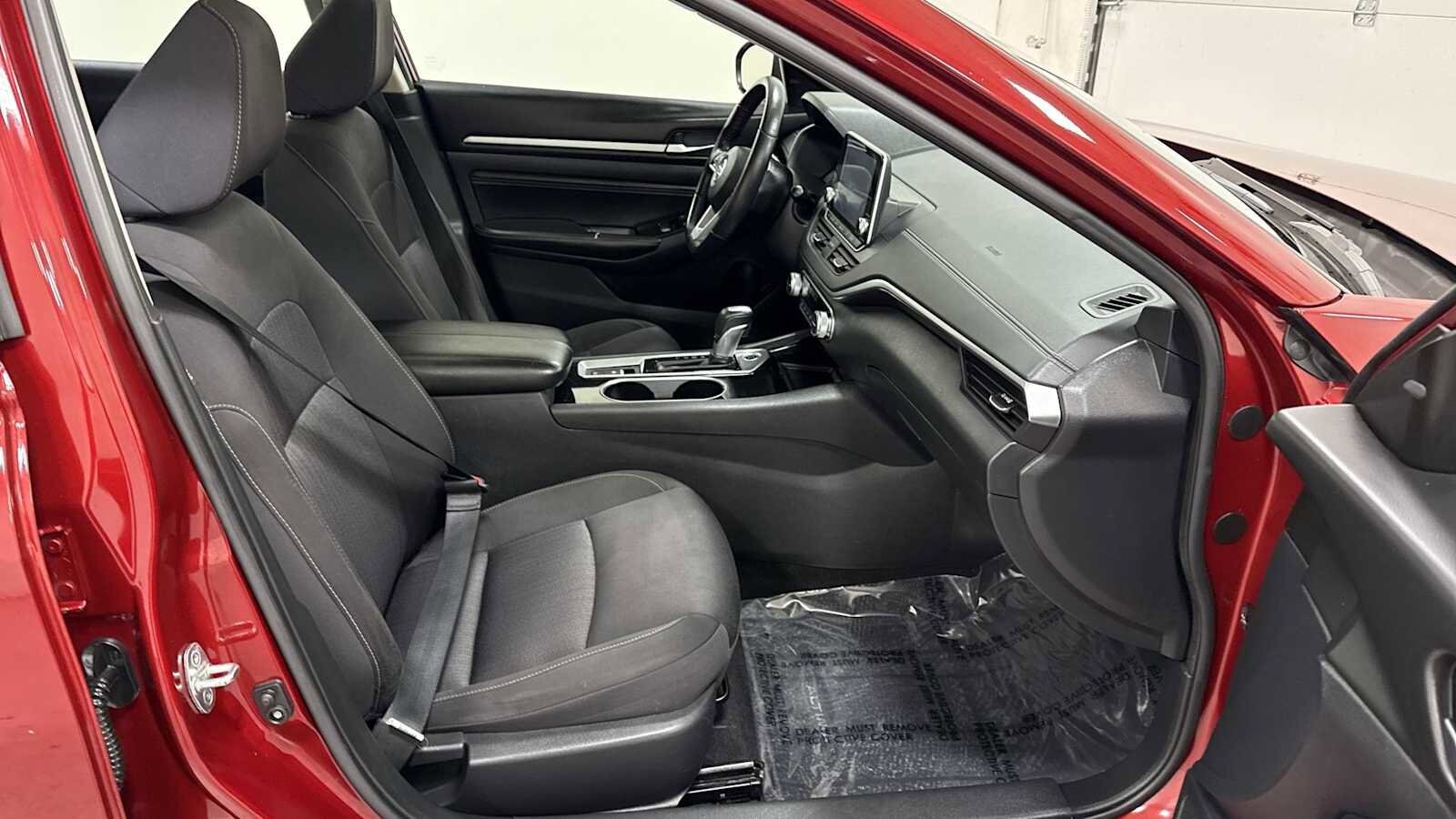 Thumbnail: 2020 Nissan Altima - 29