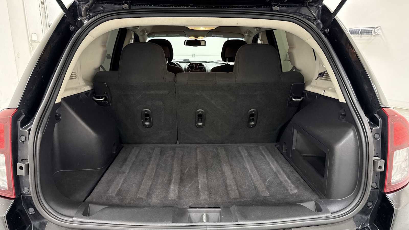 Thumbnail: 2016 Jeep Compass - 25