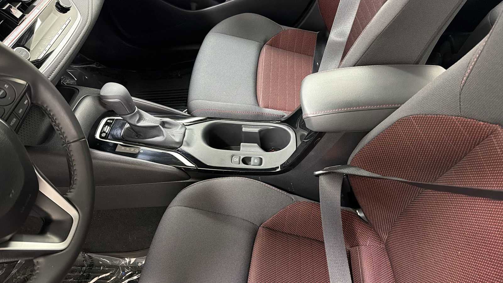 Thumbnail: 2025 Toyota Corolla - 23