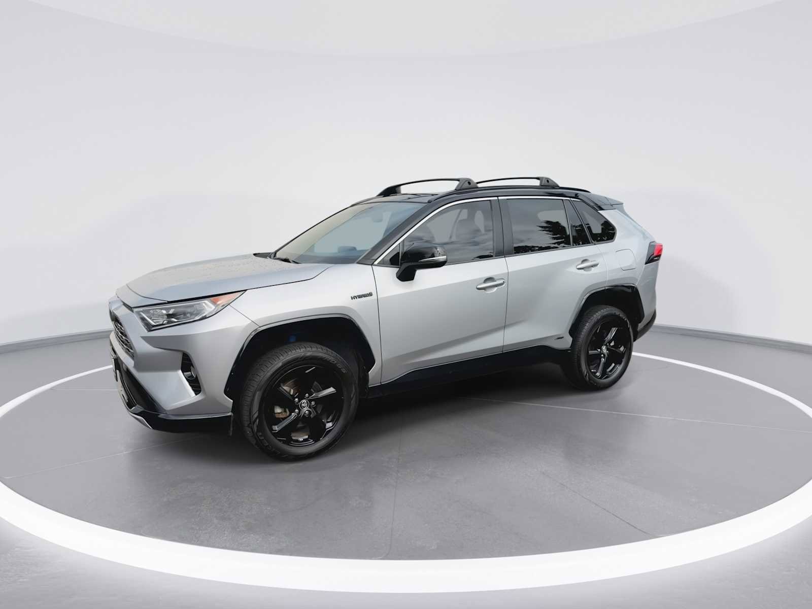 Thumbnail: 2019 Toyota RAV4 - 4