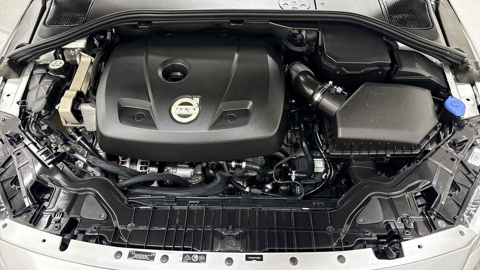 Thumbnail: 2015 Volvo S60 - 29