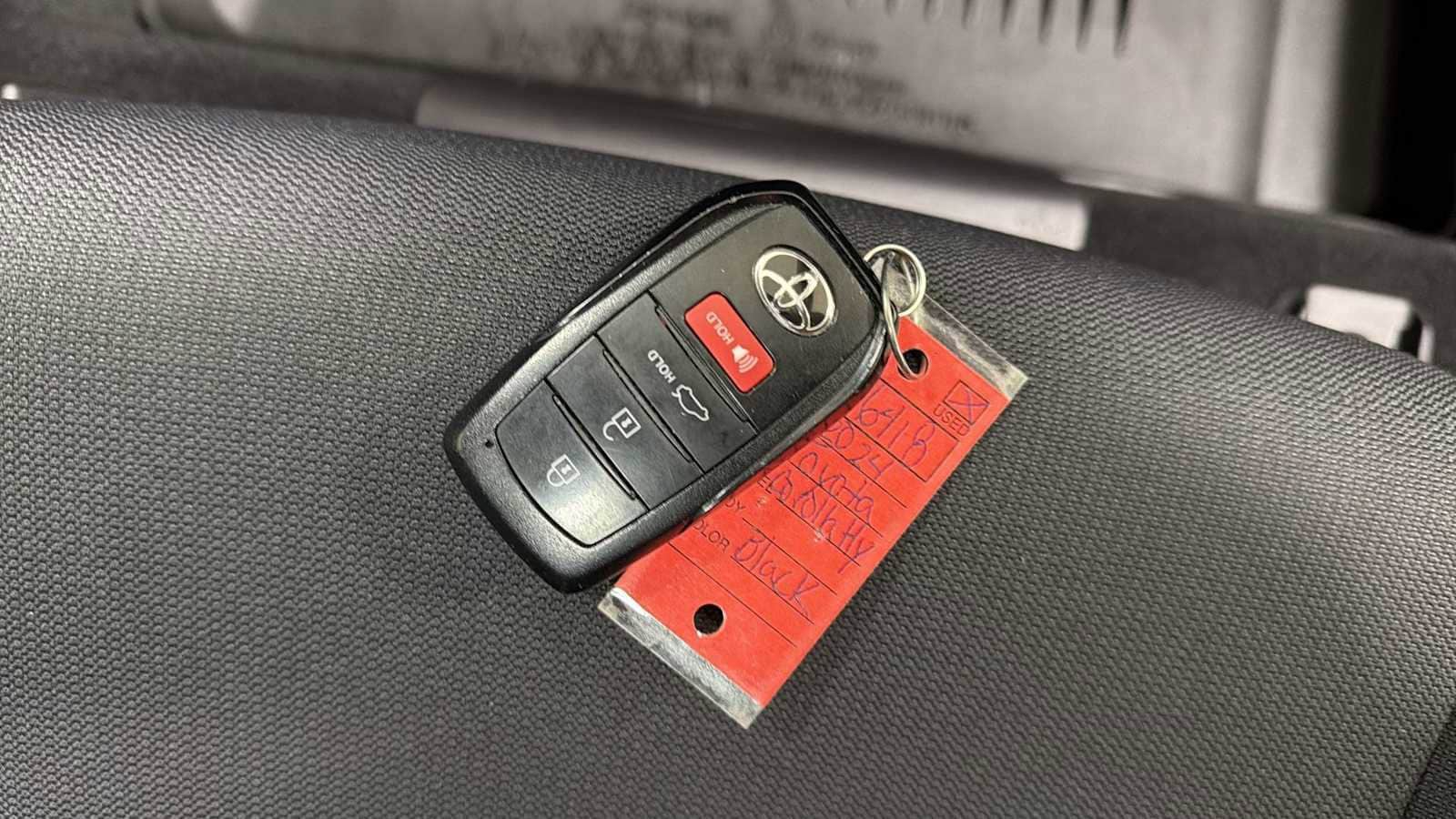 Thumbnail: 2024 Toyota Corolla - 32